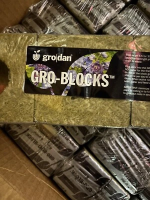 Grodan Rockwool Delta 6.5 Bloque/Cubo 4"x4"x2.5" Con Agujero - 36 Tiras de 6 Foto 1 de 4