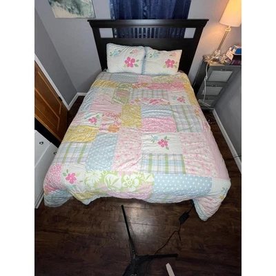 Pottery Barn Kids full quilt set pink/blue/green floral plaid reversible 2 shams - Image 1 of 4