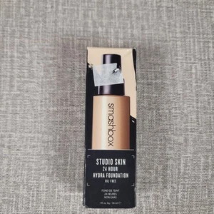 NEW Smashbox Studio Skin 24 Hour Hydra Foundation 1 fl.oz. #1.1 Oil Free - Picture 1 of 7