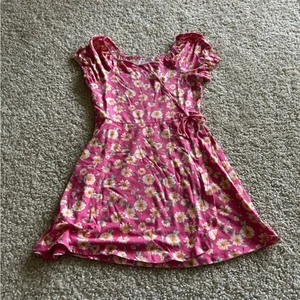 NWOT Love Glam Girl Pink Floral Flower Print Faux Wrap Dress Size Large Youth - Picture 1 of 5