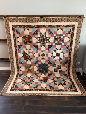 Edredón de retazos acolchado y hecho a mano 76" x 90" doble Foto 1 de 4