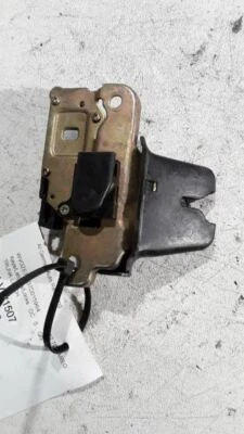 Volkswagen Touareg 2007 cierre de maletero Foto 1 de 3