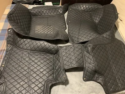 Alfombrillas Porsche Cayenne 2010 imitación cuero - como nuevas Foto 1 de 3