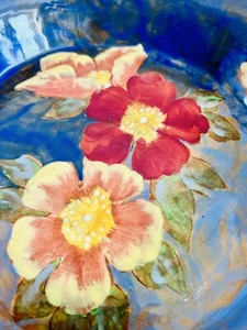 C1940s Vintage Royal Doulton ‘Wild Rose’ Scalloped Edge Ceramic Fruit Bowl - Picture 1 of 14