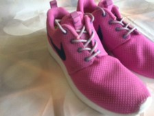 nike roshe trainers womens