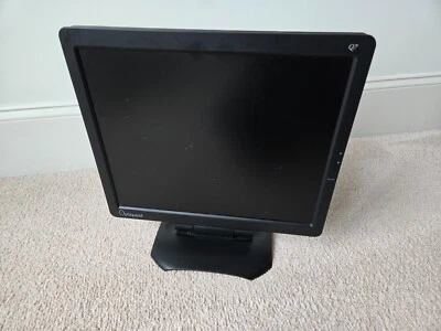 ViewSonic Optiquest Q7 17" LCD Flat Panel Desktop Computer Monitor VS10807 - Image 1 of 4