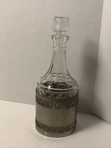 Vintage Gales of Sheffield England Silver Plate Crystal Glass Decanter Bottle - Picture 1 of 4