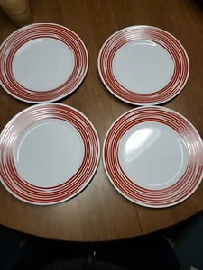 Corelle STROKES OF COLOR CRANBERRY RED Dinner Plate  EUC 10 3/4”  ( Bin 80 ) - Picture 1 of 6