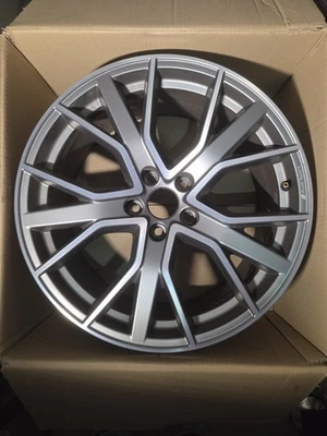 AUDI A4 B9 8W Original 19 ZOLL  1 Stück Alufelge  (DEFEKT) - Bild 1 von 4