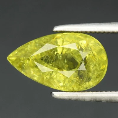 💎 2.89ct 11x6.5mm Pear Natural Yellowish Green Grossular Garnet - Africa Gem - Image 1 of 4