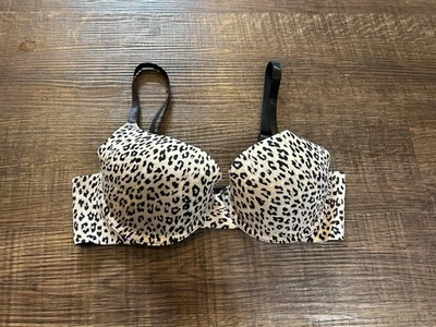 Sujetador push up Juicy Couture para mujer con estampado de leopardo talla 34C Foto 1 de 4