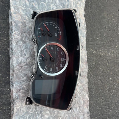 OEM Toyota corolla Speedometer 83800-1AW80 Mileage 35.6K  - Image 1 of 4
