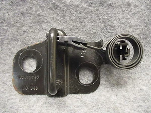 Chevy Cobalt 2005-2010 cupé maletero eléctrico pestillo barra de golpe con resorte OEM 26984 - Imagen 1 de 3