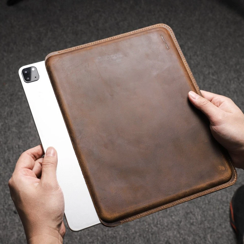 Genuine Leather Sleeve Case For iPad Pro 11/13 2025 2024 11/10/9/8/7th Carry Bag - Image 1 of 4