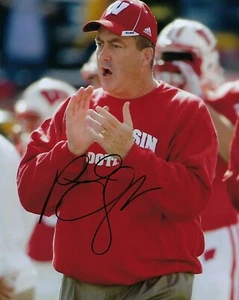 GFA Wisconsin Badgers Coach * PAUL CHRYST * Signed Autographed 8x10 Photo COA - Picture 1 of 1
