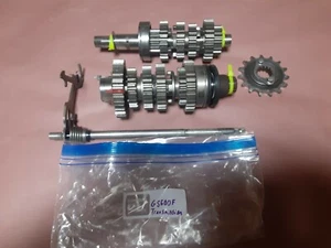 04-09 GS500F GS 500F Transmission Assembly - Foto 1 di 5