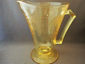 Vintage Hazel Atlas Florentine 2 Or Poppy Yellow Pattern Pitcher 28 Oz - Picture 1 of 5