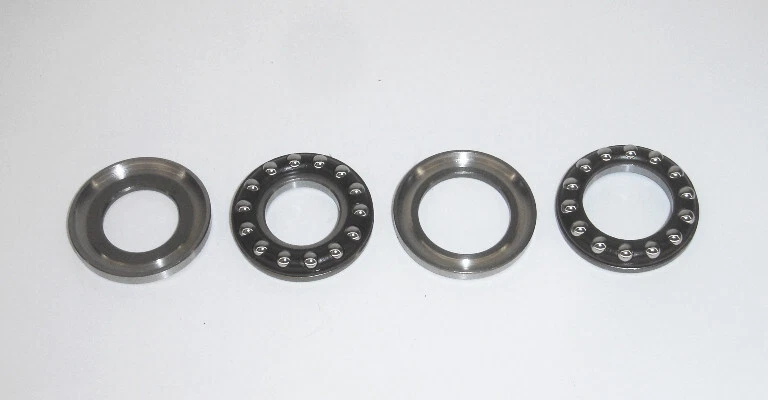 Rodamientos de vástago de dirección Yamaha RD250 RD350 RD400 R5 DS7 RZ350 envío gratuito Foto 1 de 1