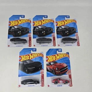 Hot Wheels Red Edition 5 Stück Datsun 24Oz rot Delorean Alphas Alfa Romeo GTV6 - Bild 1 von 10