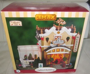 LEMAX LIGHTED BUILDING CAROLYN'S NURSERY - NEU - KOMPLETT - RARITÄT - Bild 1 von 7