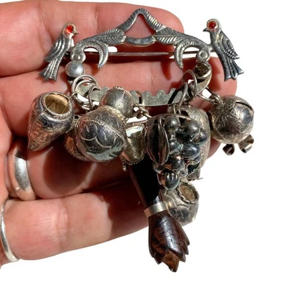 ANTIKE 890 SILBER PENCA DE BALANGANDAN 8 CHARM BROSCHE FIGA FAUST ETHNISCH BRASILIEN - Bild 1 von 4