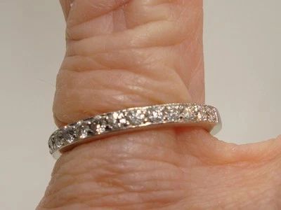 14K SOLID WHITE GOLD APPROX. 1/2 CTW BRILLIANT DIAMOND WEDDING BAND RING! SZ 5.5 - Image 1 of 4