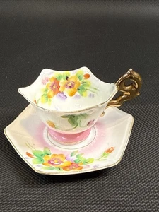 Miniature Hand Painted Occupied Japan Tea Cup And Saucer Floral Gold  - Picture 1 of 13