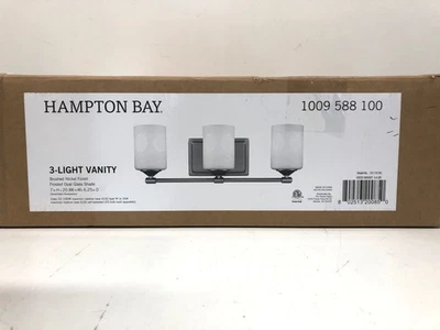 Hampton Bay Darlington 20,88 pulgadas Vidrio esmerilado ligero tocador de níquel cepillado 3 luces Foto 1 de 2
