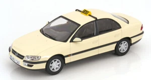 PROMO : 1800434 Opel Omega B TAXI allemand de 1996 au 1/18 de Triple9 - Picture 1 of 3