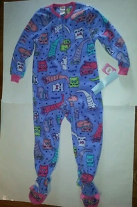 Girls Circo Brand Lavender Cats Meow 1 Piece Pajama's with feet Size XS 4/5 - Picture 1 of 4
