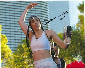 DEARICA HAMBY Signed 8 x 10 Photo WNBA Basketball LOS ANGELES SPARKS Free Ship - Picture 1 of 1