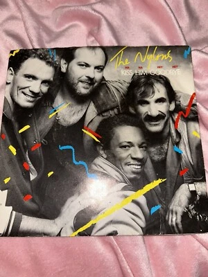 The Nylons "Kiss Him Goodbye"&"Its What They Call Magic" 45 RPM 1987 VG+ F324 - Image 1 of 4