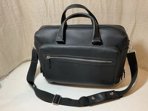 TUMI-Bolso de computadora negro-con asas y correa para el hombro. 16”x13”. Excelente Estado - Imagen 1 de 20