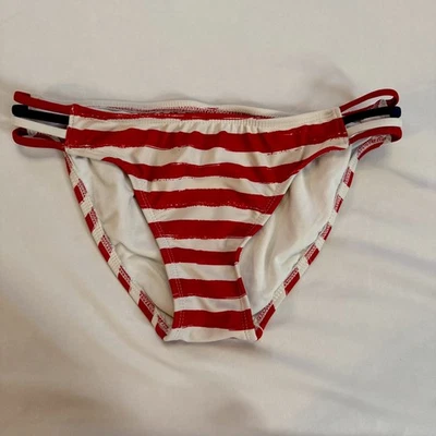 Parte inferior de bikini Xhilaration talla M rojo blanco azul tiras patrióticas (justo abajo) Foto 1 de 4