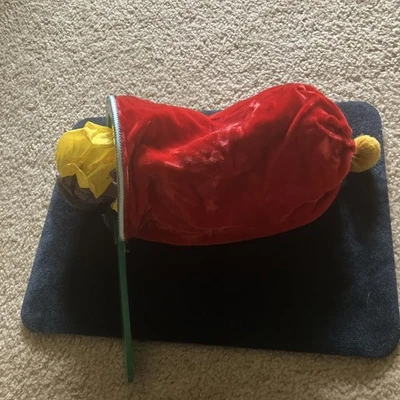 Magician Black Velvet Close Up Pad & Vintage Change Bag Red Velvet W/ Silks - Image 1 of 3