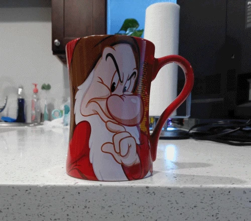 Кружка Disney Store Grumpy Stubborn & Vexed чашка 16 унций цвет Snow White & The Seven Dwarfs - Изображение 1 из 1