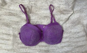 Fredericks of Hollywood Bra Lace Trim Padded 36D - Picture 1 of 4