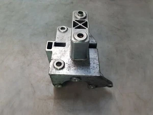 SOPORTE BOMBA DE DIRECCIÓN ASISTIDA BENTLEY CONTINENTAL GT GTC 07D145879F - Imagen 1 de 6