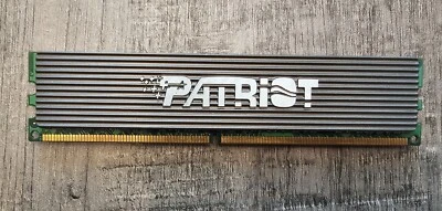 Patriot PEP22G5300LL 2Gb PC2-5300 667Mhz DDR2 Desktop Memory RAM  - Image 1 of 3