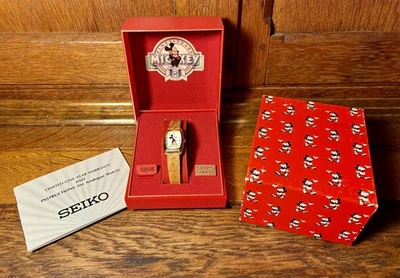 Reloj Seiko Mickey Mouse analógico 1987 60 aniversario para dama como nuevo Foto 1 de 4