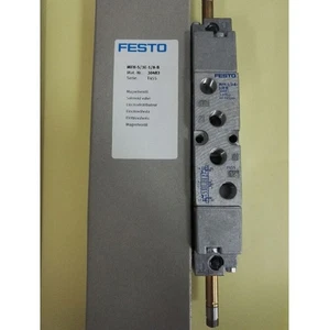 EIN BRANDNEUES Festo MFH-5/3E-1/8-B 30483 Magnetventil - Bild 1 von 1