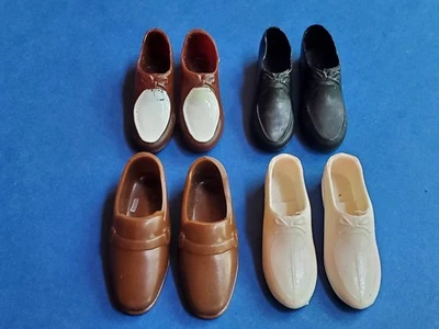 Lote De Colección 4 Pares de ZAPATOS Muñeca KEN Negro Blanco Marrón y Marrón con Tapa Blanca Años 60 Foto 1 de 4