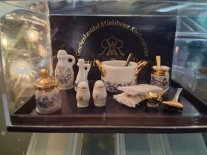 reutter porzellan miniatur Puppenhaus Zubehör blau - Bild 1 von 2
