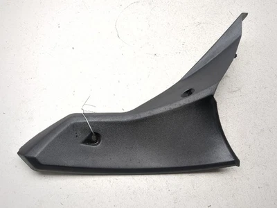 05-10 Panel de cubierta de carenado lateral derecho Triumph Sprint ST 1050 2301581 Foto 1 de 4