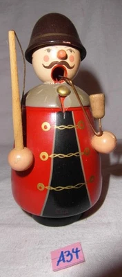 RÄUCHERMANN-EXPERTIC 12cm; ERZGEBIRGISCHE VOLKSKUNST;RAUM- und TAFELSCHMUCK  A04 - Bild 1 von 4