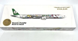 Hogan Wings 0632, EVA Air "Sanrio Family Hand in Hand", Boeing 777-300ER, 1:200 - Bild 1 von 4