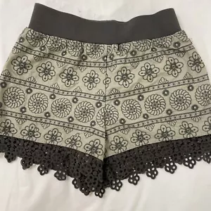 Matilda Jane 435 Shorts Girls 10 Olive Medallion Tried True Lace Embroidered - Picture 1 of 13