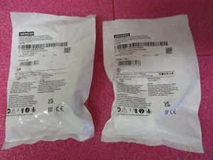 Lot of 2 Siemens 3SU1051-0A20-0AA0 Illuminated Push Button Operator, 22 Mm, Red - Picture 1 of 6