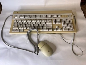 Apple Extended Keyboard II for Mac IIgs ADB Desktop Bus Vintage M3501 - Picture 1 of 8