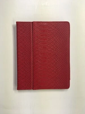 iPad Case Griffin Snakeskin Red & Gold CASE IS RED looks dark in pictures  - Image 1 of 3